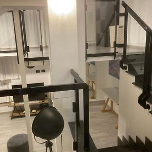 Studio duplex